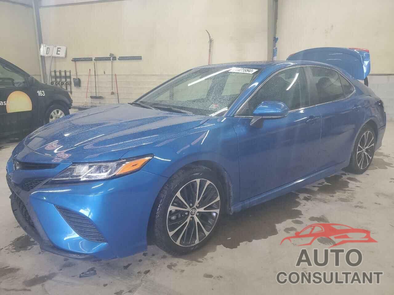TOYOTA CAMRY 2018 - 4T1B11HKXJU093326