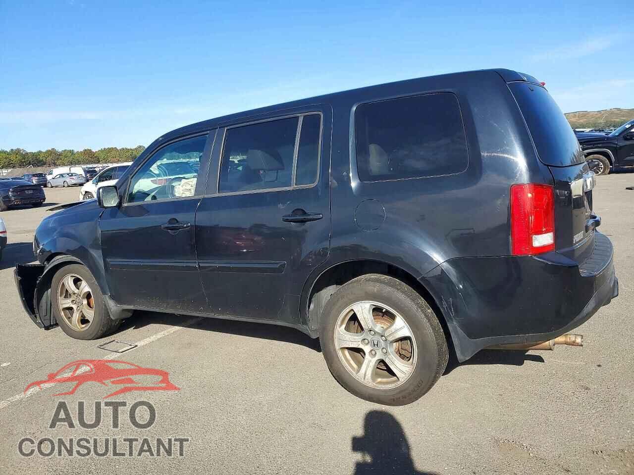 HONDA PILOT 2013 - 5FNYF4H6XDB031300