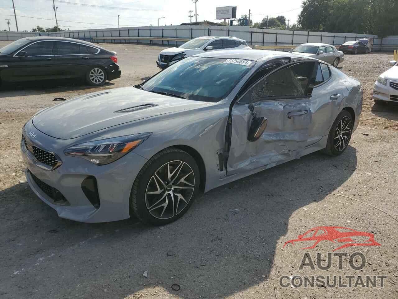 KIA STINGER 2023 - KNAE35LD3P6131386