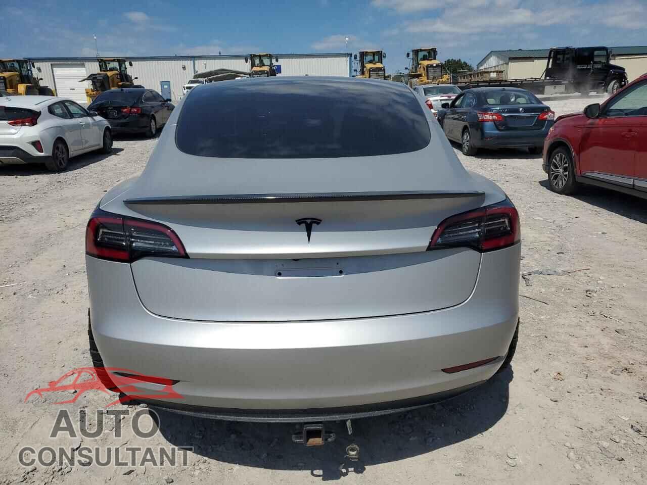 TESLA MODEL 3 2023 - 5YJ3E1EA0PF452080