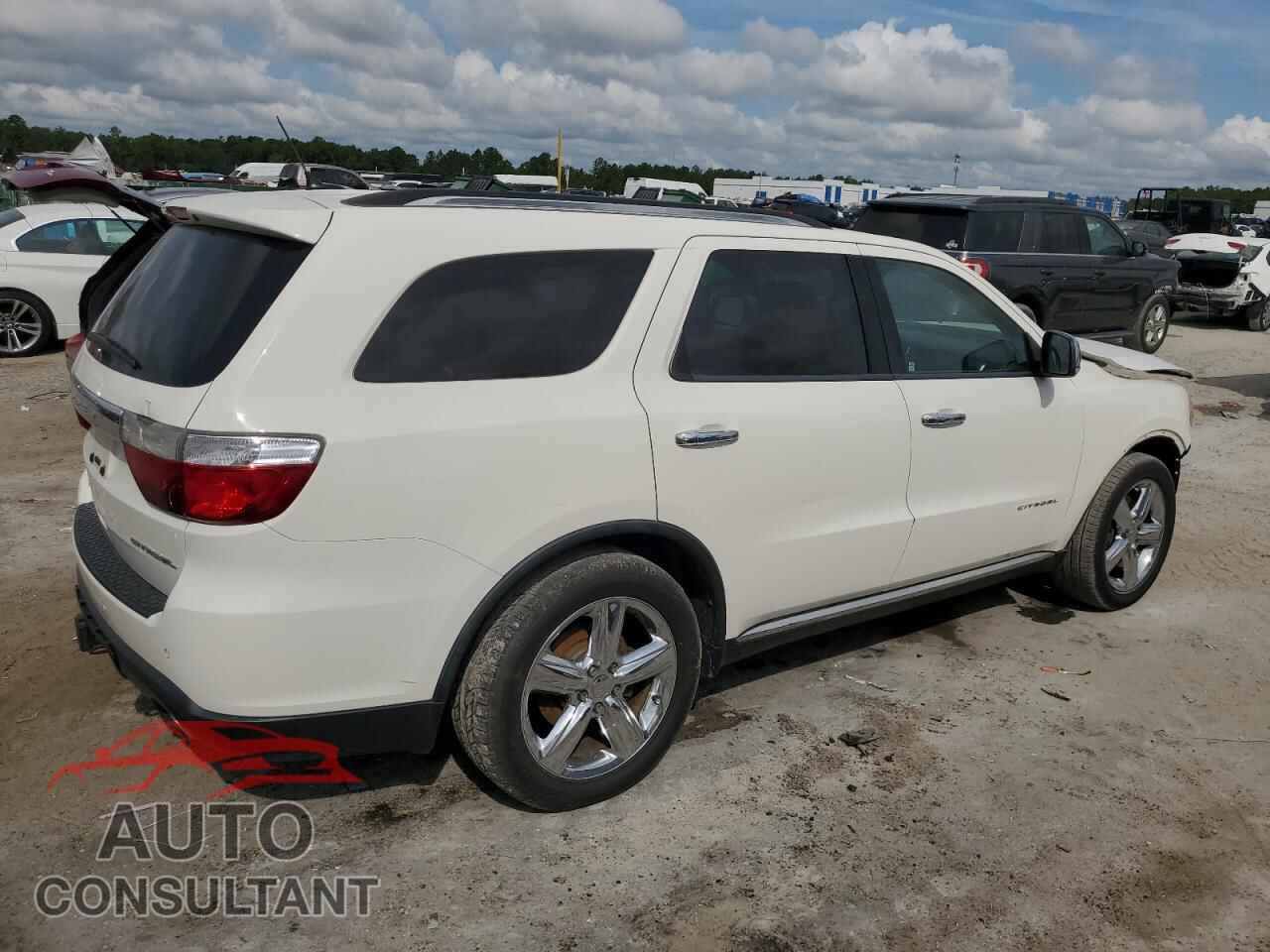 DODGE DURANGO 2011 - 1D4RD5GGXBC600024