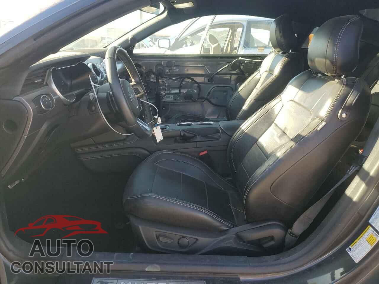 FORD MUSTANG 2020 - 1FA6P8CF0L5125260
