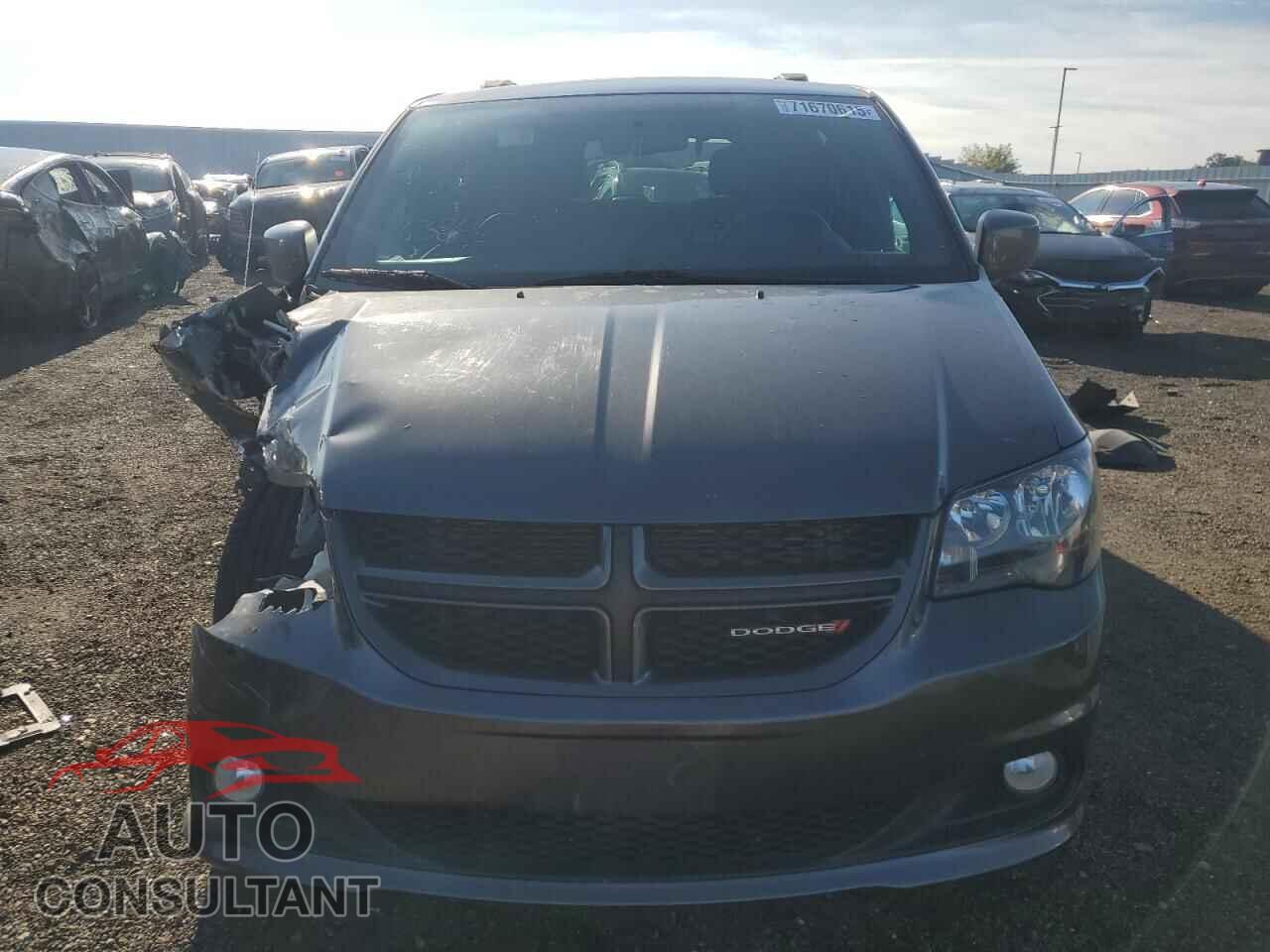 DODGE CARAVAN 2018 - 2C4RDGEG2JR146384