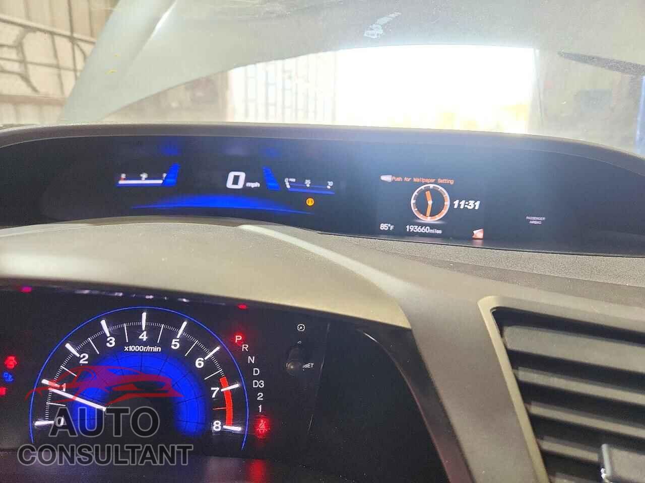 HONDA CIVIC 2012 - 2HGFB2F95CH310104