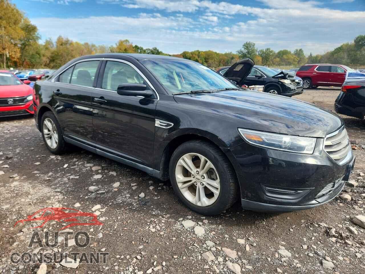 FORD TAURUS 2019 - 1FAHP2E89KG110859