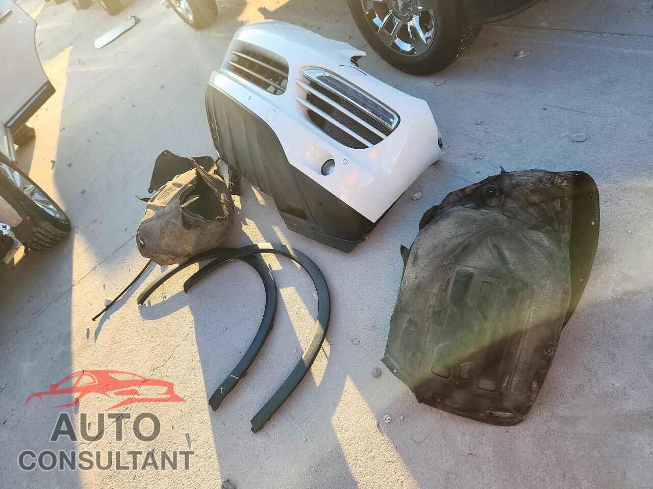 PORSCHE CAYENNE 2014 - WP1AA2A25ELA01310
