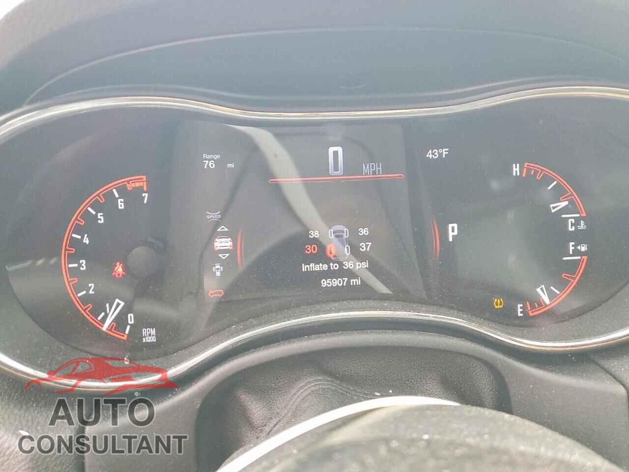 DODGE DURANGO 2017 - 1C4RDJEG3HC898630
