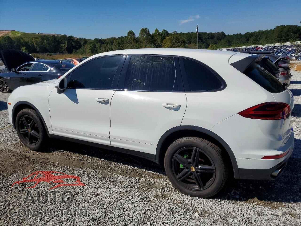 PORSCHE CAYENNE 2016 - WP1AA2A29GLA01927