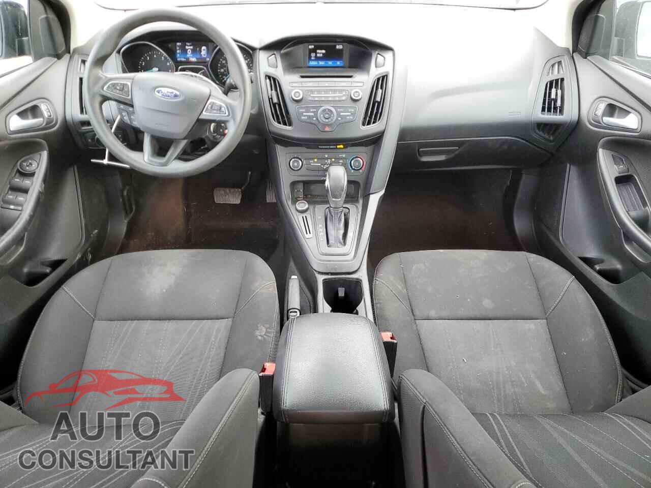 FORD FOCUS 2017 - 1FADP3F27HL218976