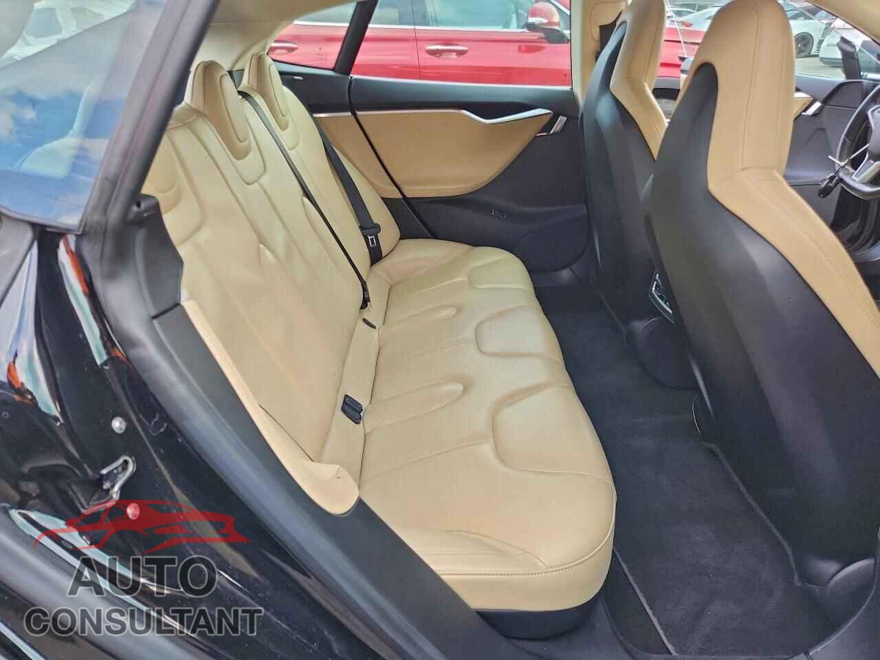 TESLA MODEL S 2013 - 5YJSA1CN3DFP07720