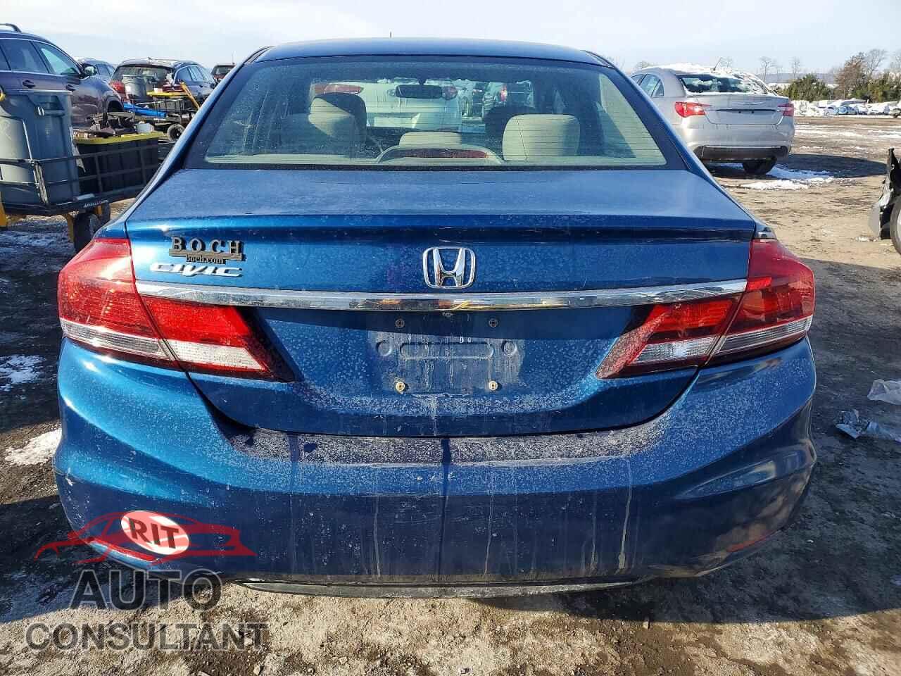 HONDA CIVIC 2013 - 2HGFB2F55DH539185