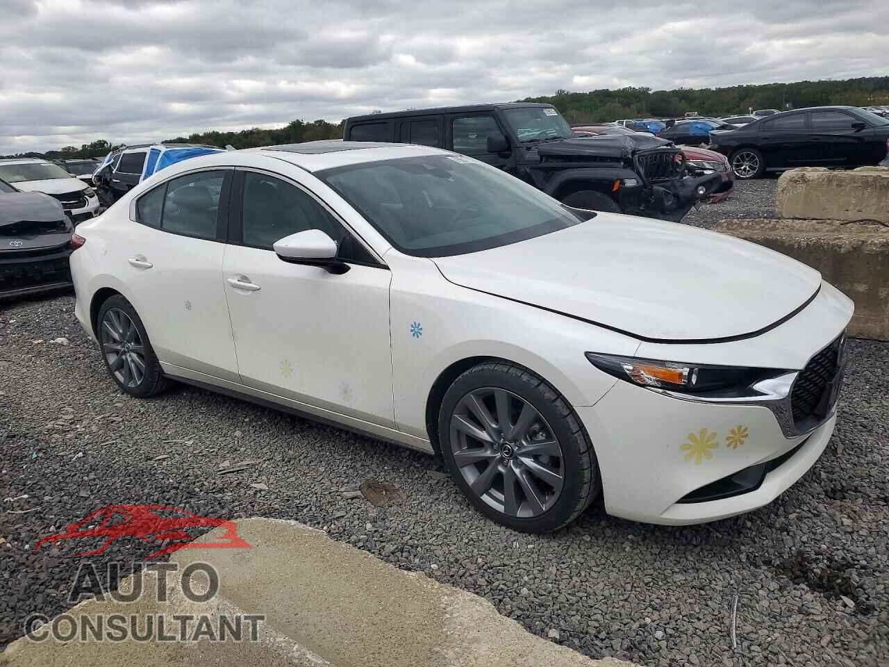 MAZDA 3 2023 - 3MZBPACM5PM385021
