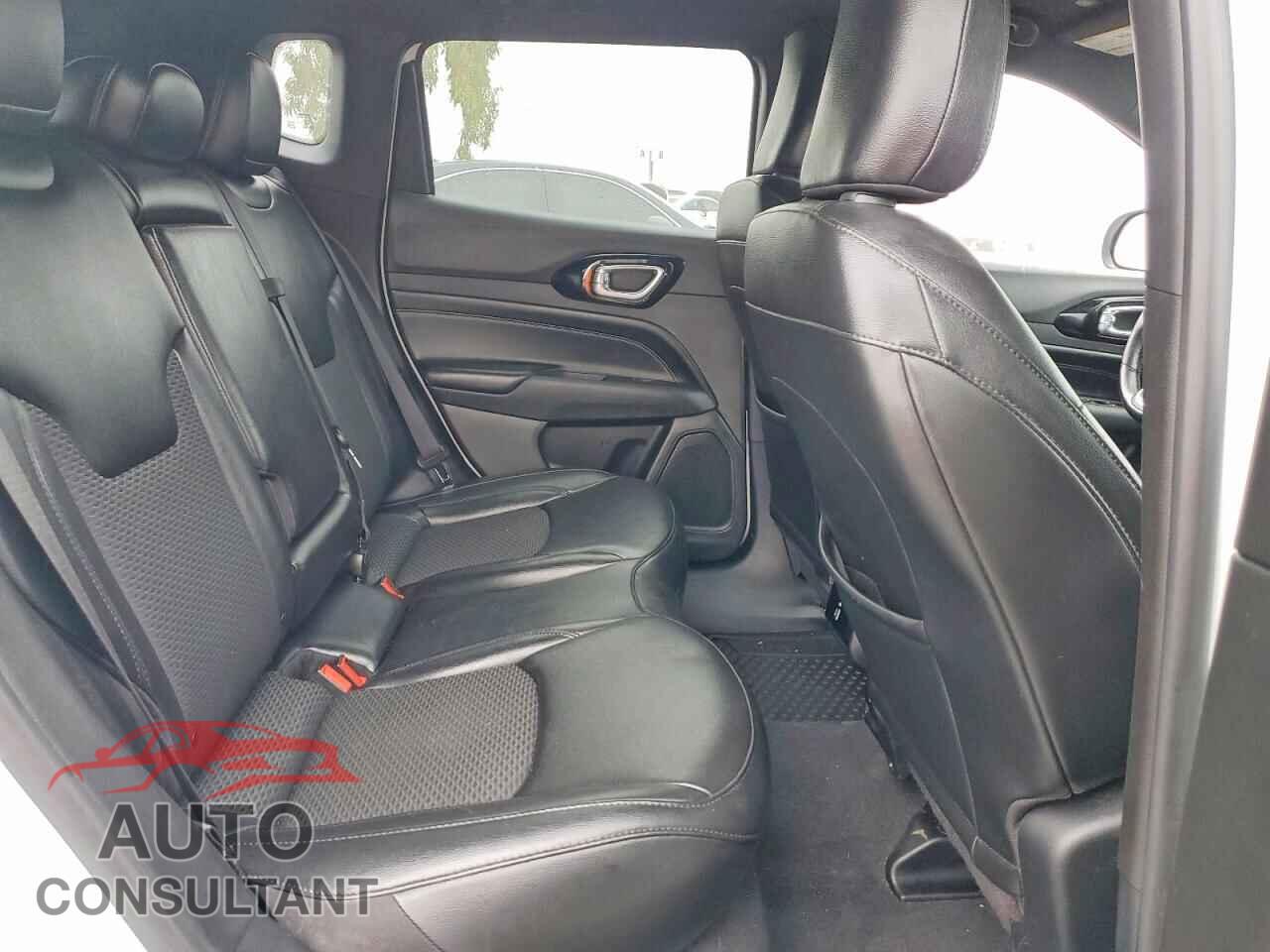 JEEP COMPASS 2022 - 3C4NJDBB9NT181621