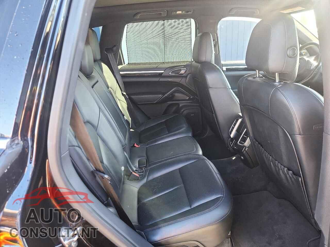 PORSCHE CAYENNE 2014 - WP1AA2A29ELA05814