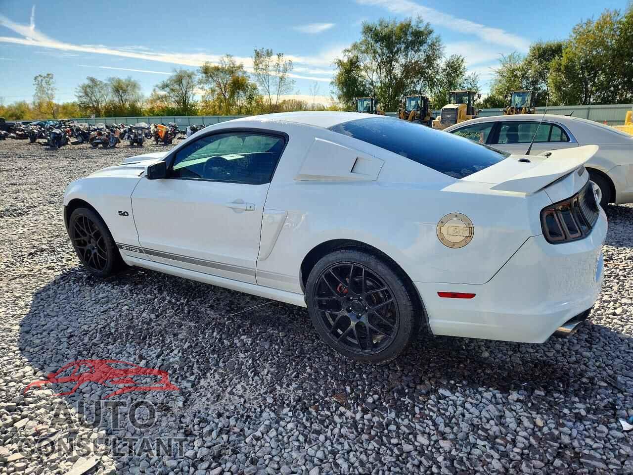 FORD MUSTANG 2014 - 1ZVBP8CF4E5235561