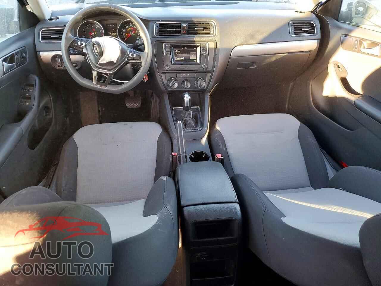 VOLKSWAGEN JETTA 2017 - 3VW2B7AJ1HM380006