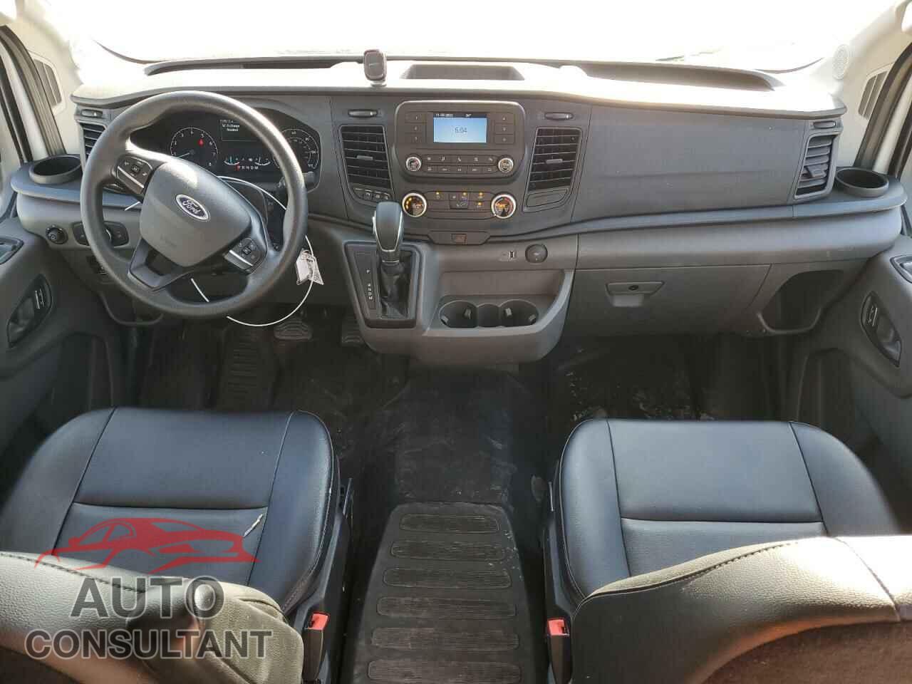 FORD TRANSIT 2023 - 1FTBR2C8XPKC00992