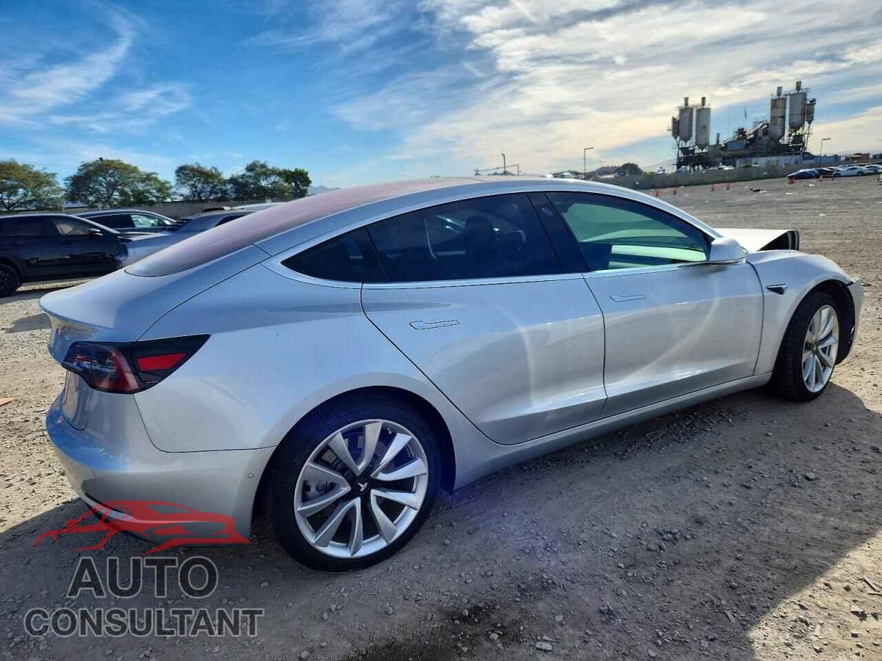 TESLA MODEL 3 2017 - 5YJ3E1EA4HF001834