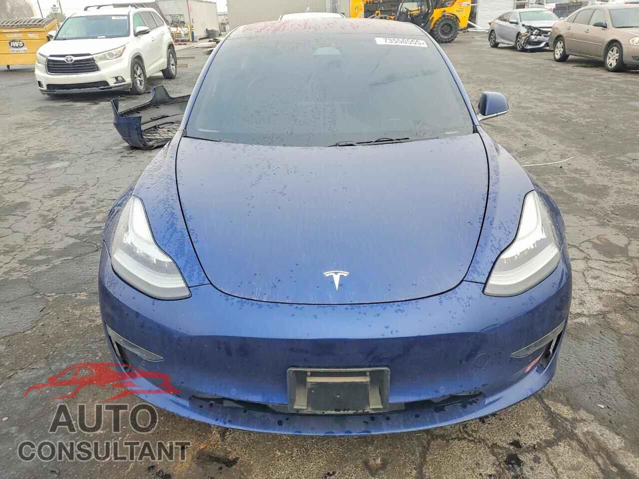 TESLA MODEL 3 2018 - 5YJ3E1EA8JF040254