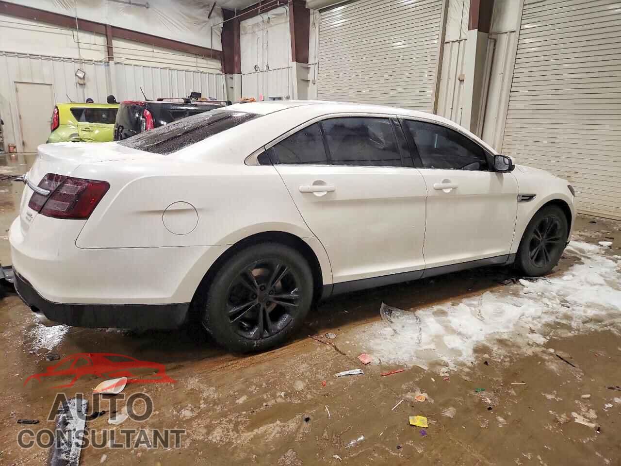 FORD TAURUS 2013 - 1FAHP2E93DG200875