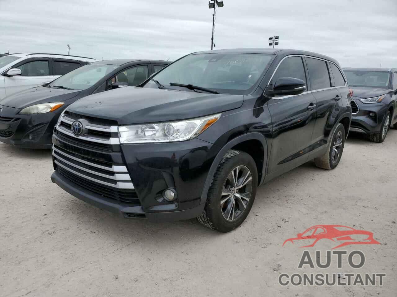 TOYOTA HIGHLANDER 2019 - 5TDZZRFH3KS337812