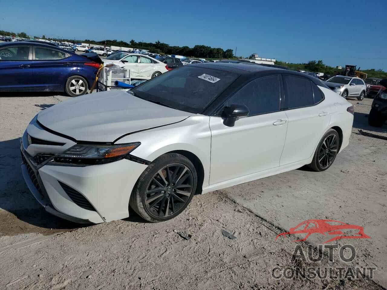 TOYOTA CAMRY 2019 - 4T1BZ1HK1KU026513