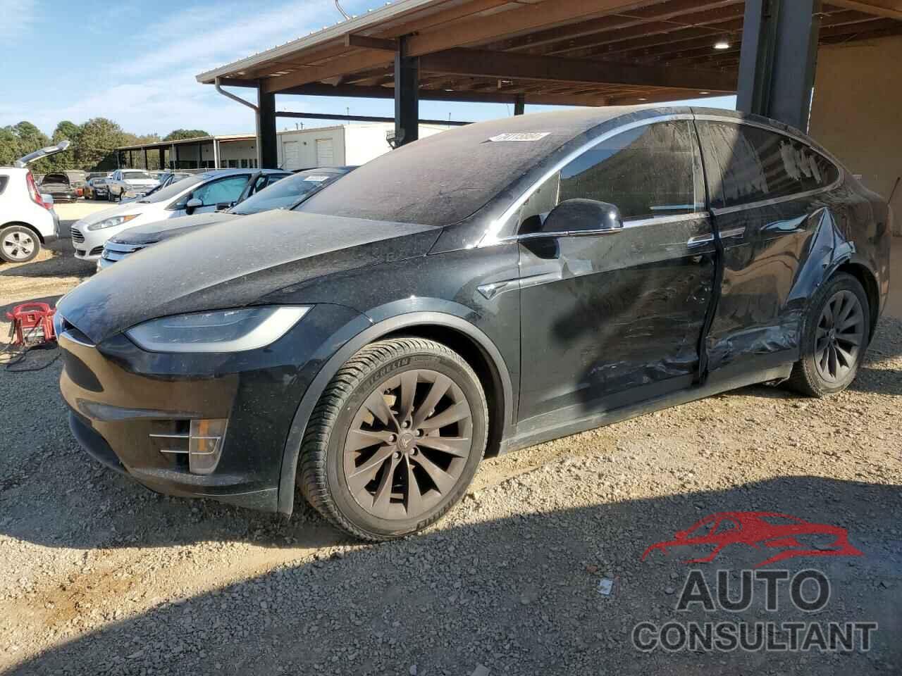 TESLA MODEL X 2018 - 5YJXCDE2XJF091143