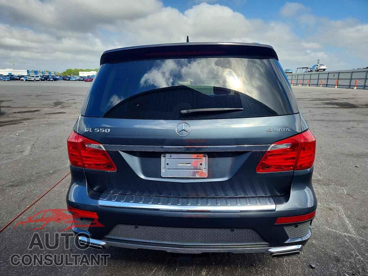 MERCEDES-BENZ GL-CLASS 2015 - 4JGDF7DE4FA519260