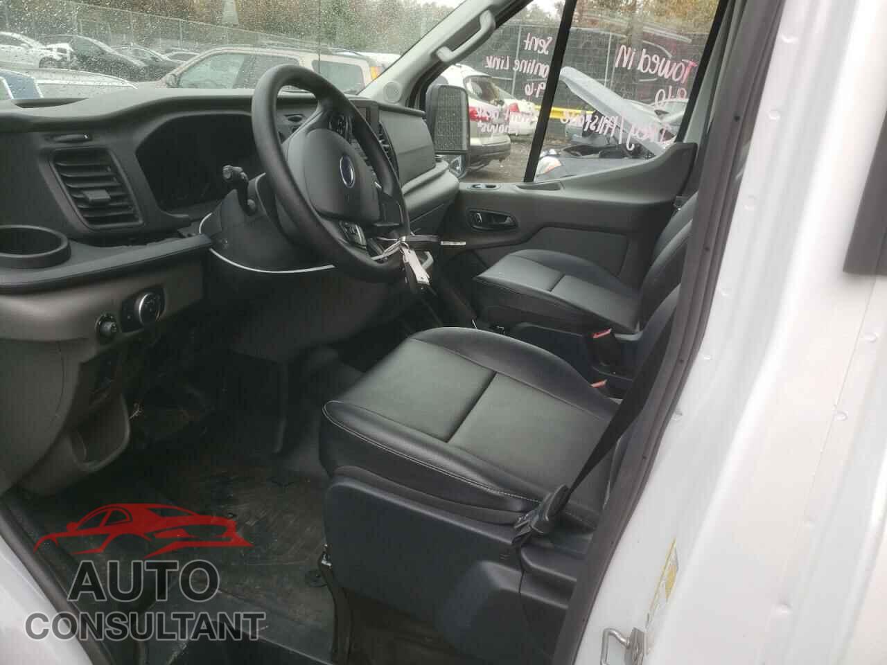 FORD TRANSIT 2023 - 1FTYE1C85PKA76582