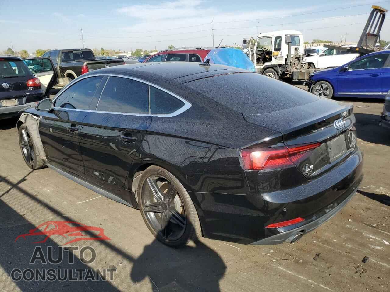 AUDI A5 2019 - WAUENCF51KA044143