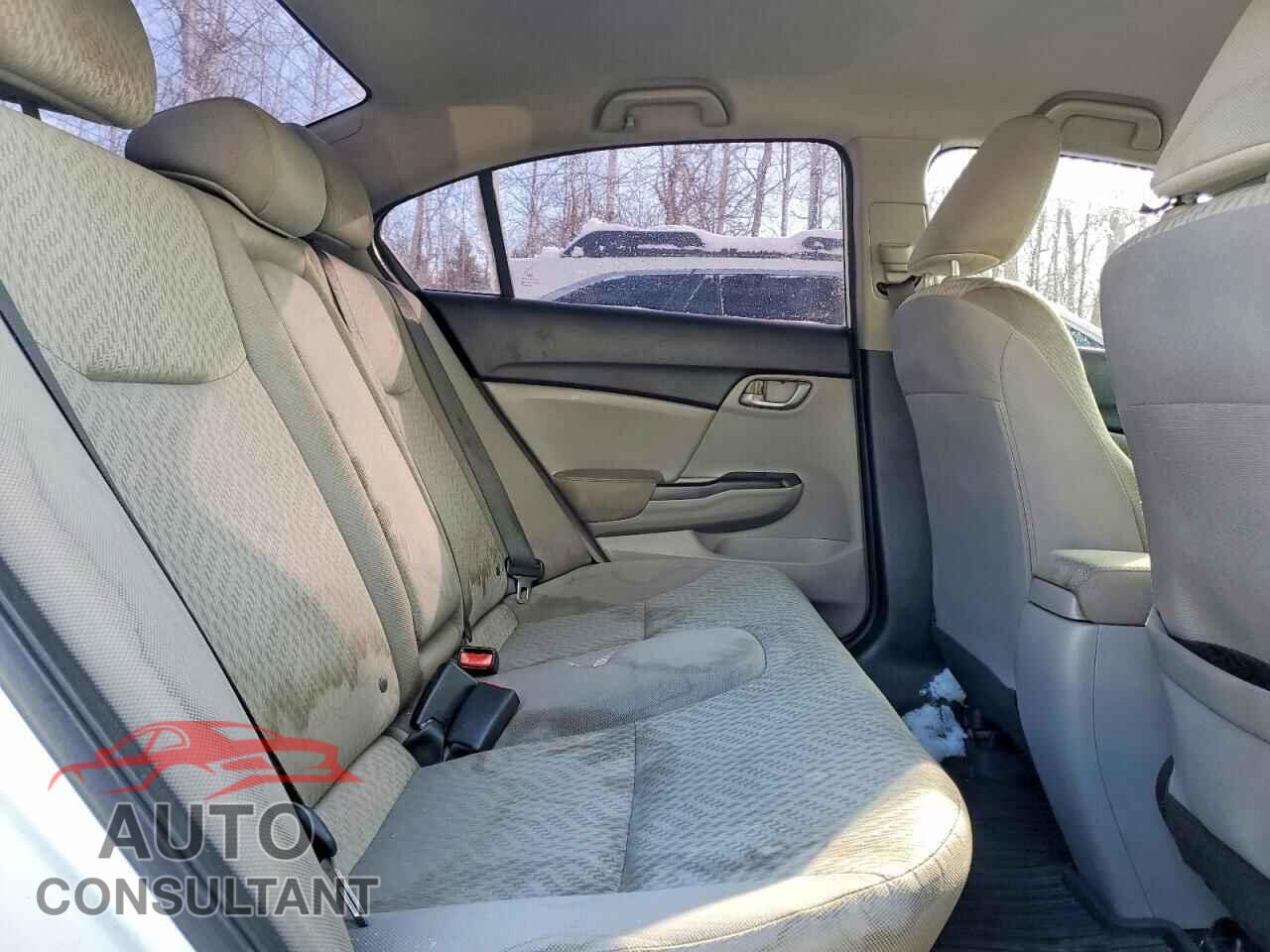 HONDA CIVIC 2015 - 2HGFB2F47FH034579
