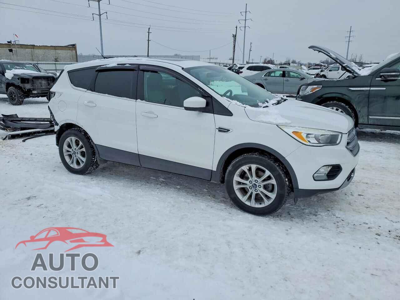 FORD ESCAPE 2017 - 1FMCU0GD0HUD07355