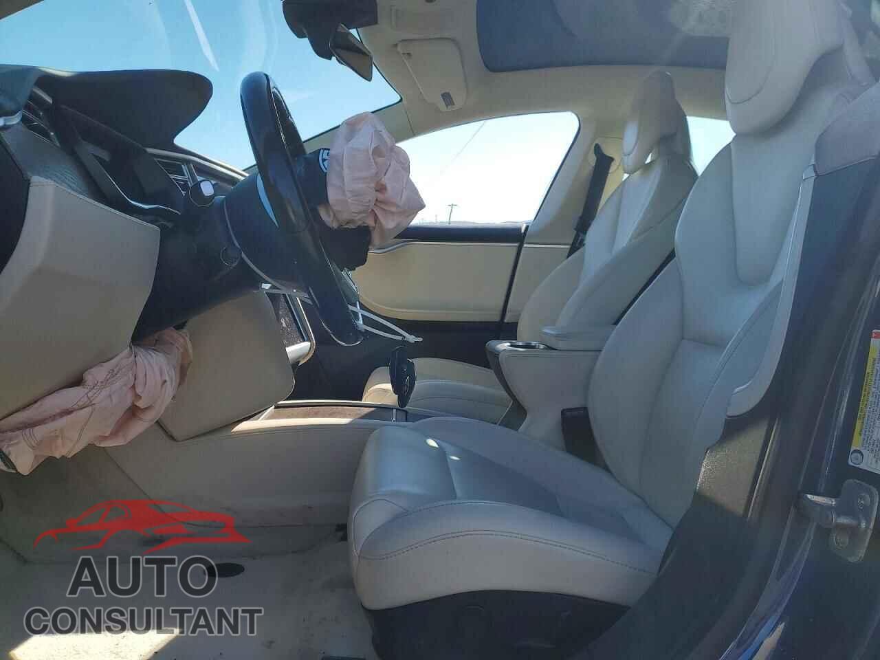 TESLA MODEL S 2018 - 5YJSA1E28JF243709