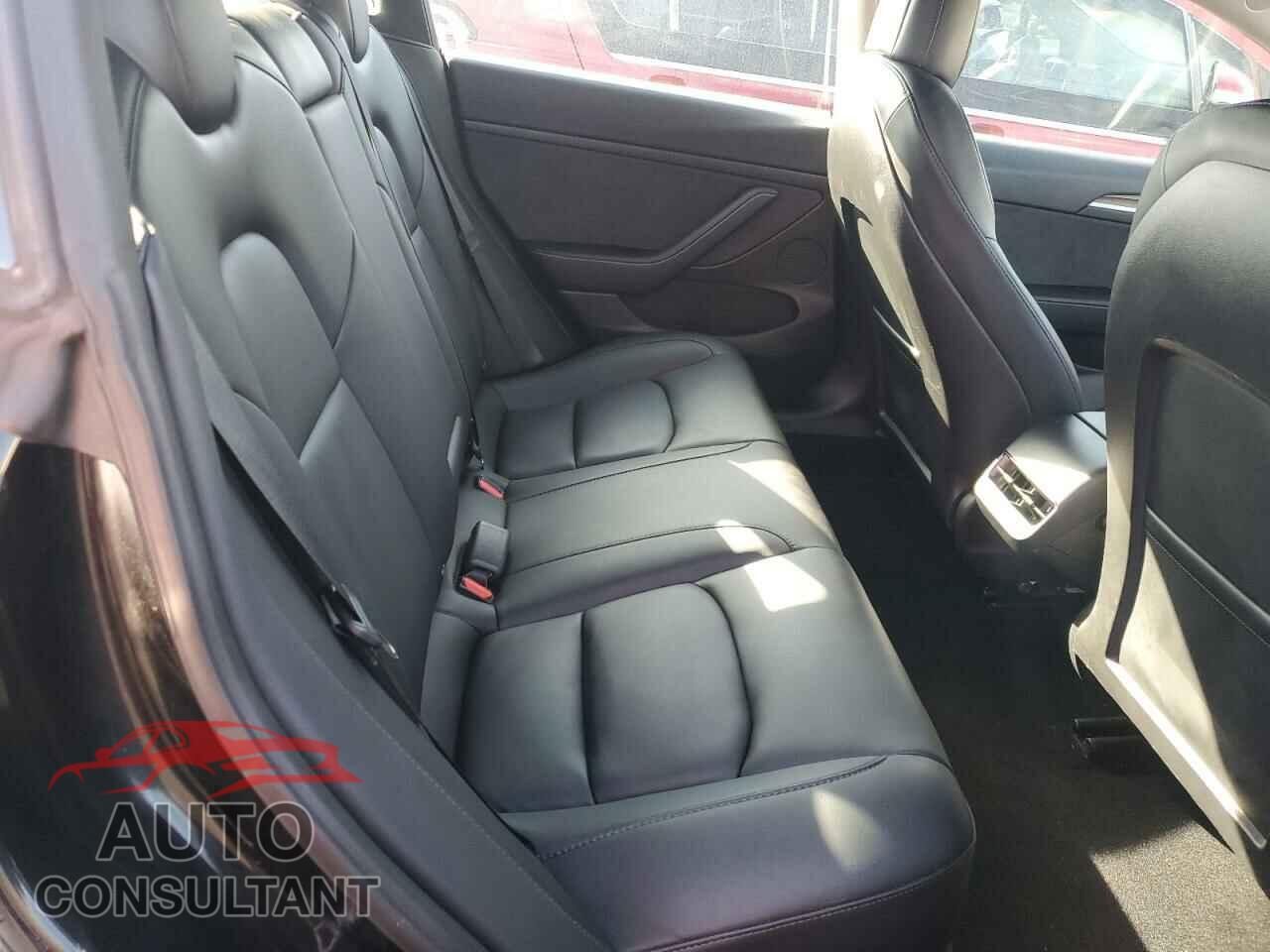 TESLA MODEL 3 2022 - 5YJ3E1EA6NF331079