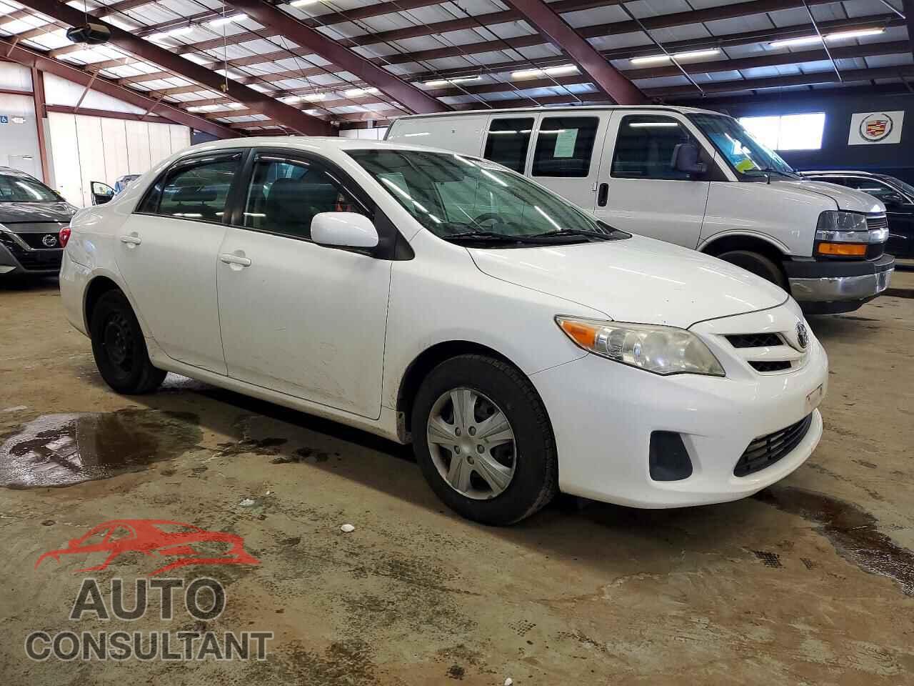 TOYOTA COROLLA 2011 - 2T1BU4EEXBC740446