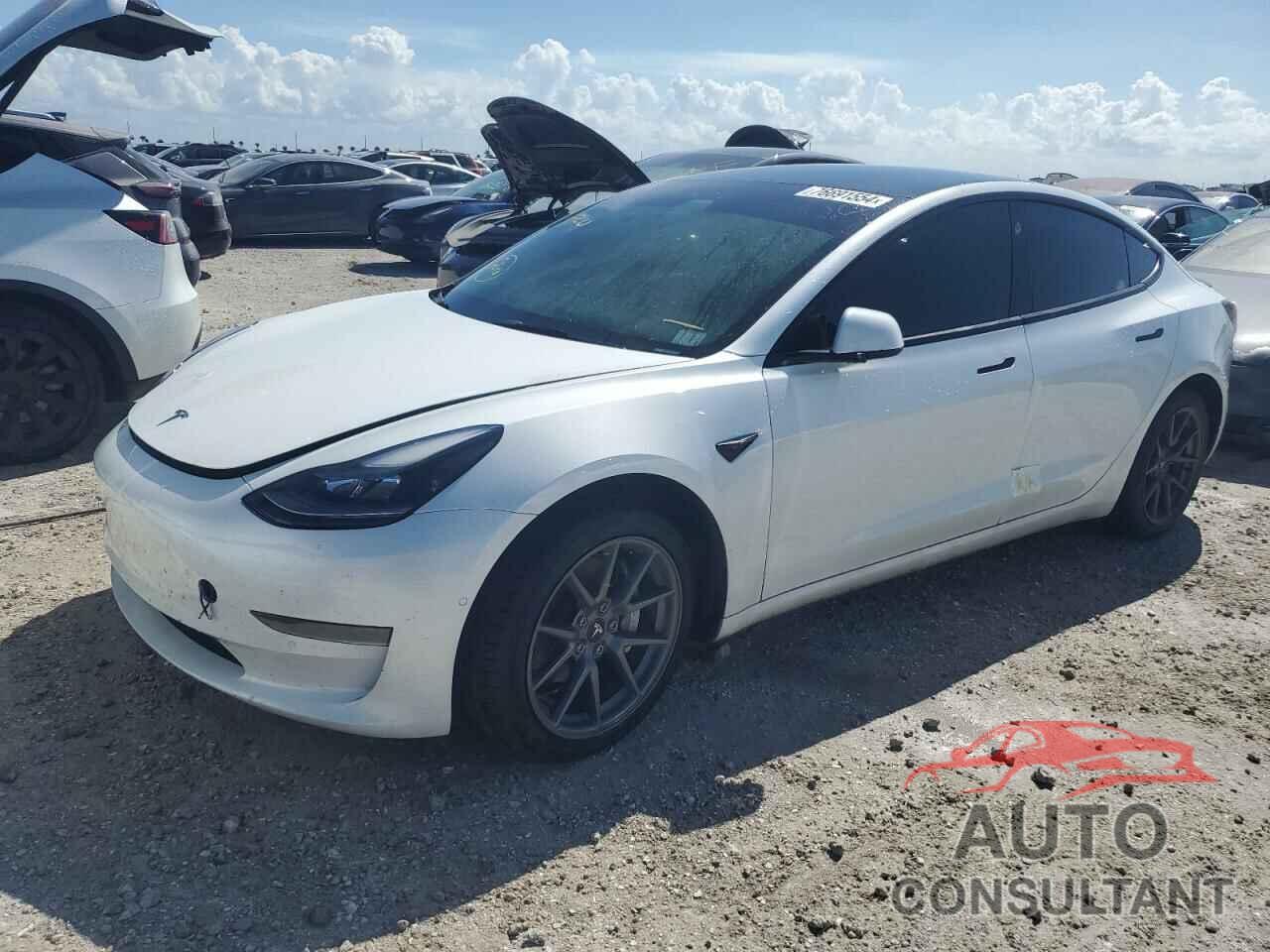 TESLA MODEL 3 2021 - 5YJ3E1EA6MF047210