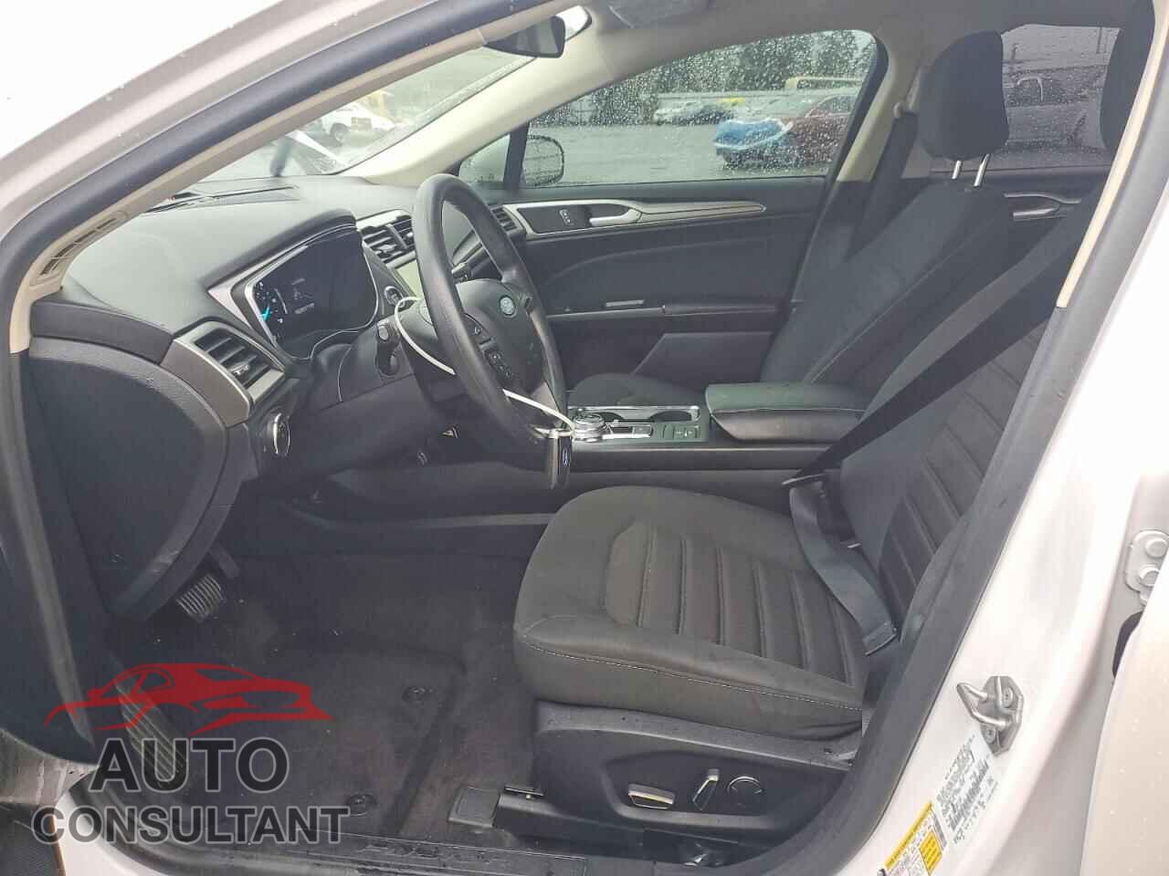 FORD FUSION 2020 - 3FA6P0LU3LR222806