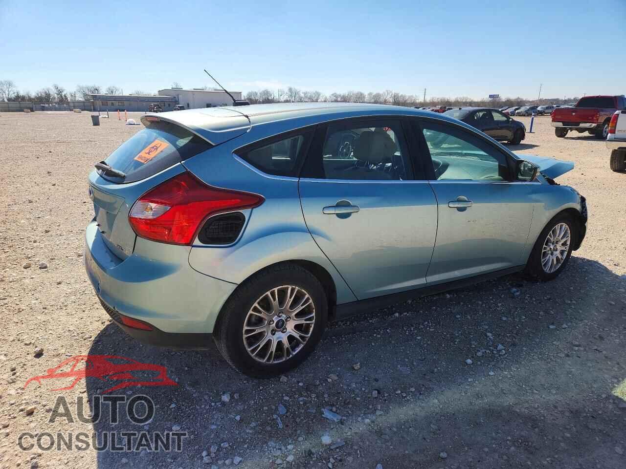 FORD FOCUS 2012 - 1FAHP3M26CL367974