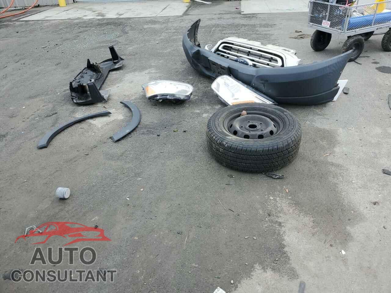 FORD TRANSIT 2017 - 1FTYR1YM2HKA92363