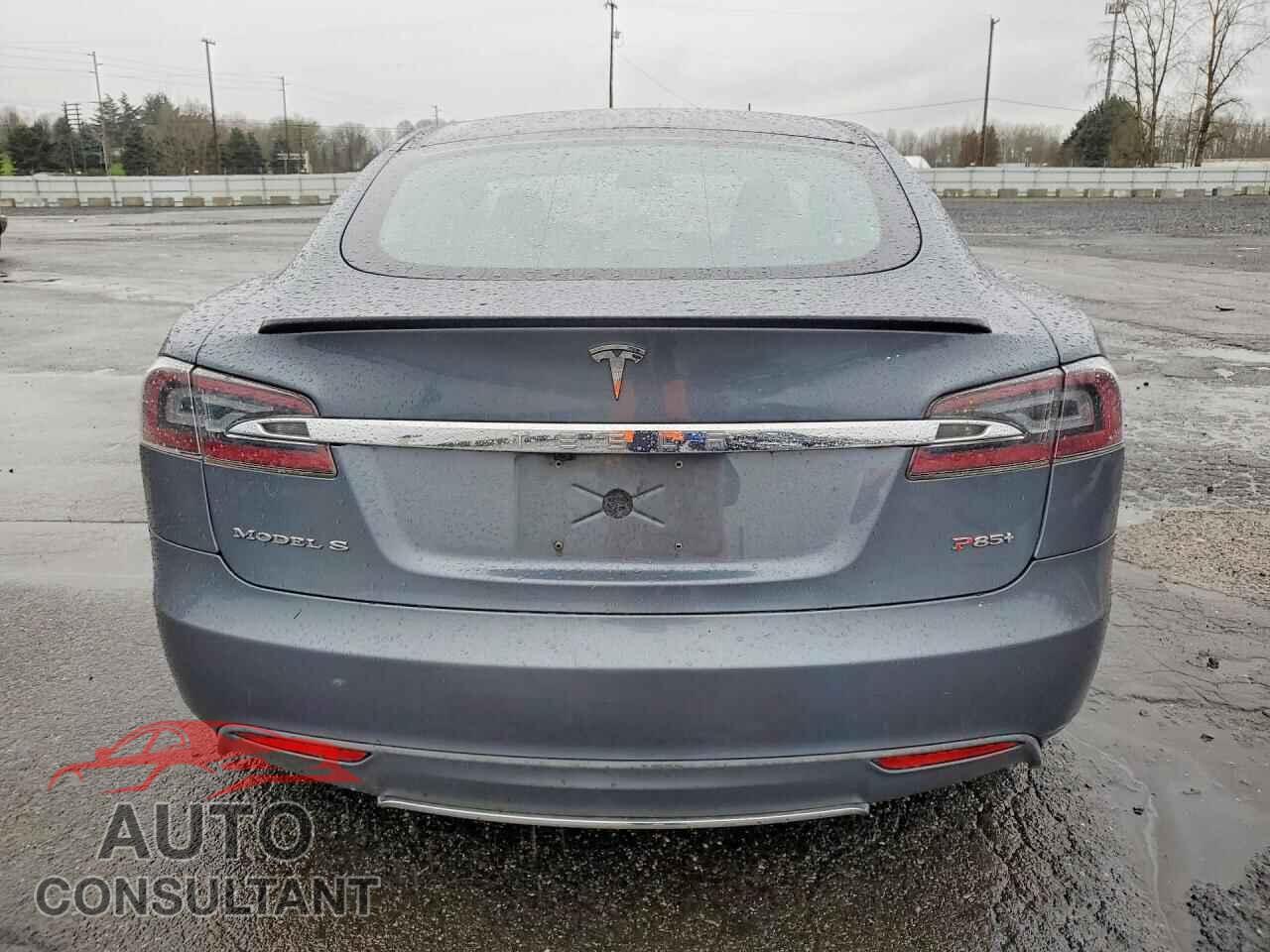 TESLA MODEL S 2013 - 5YJSA1DP3DFP14845