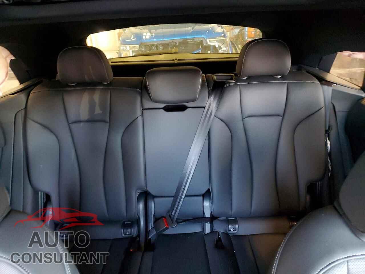 AUDI Q8 2026 - WA1EVBF1XTD005717