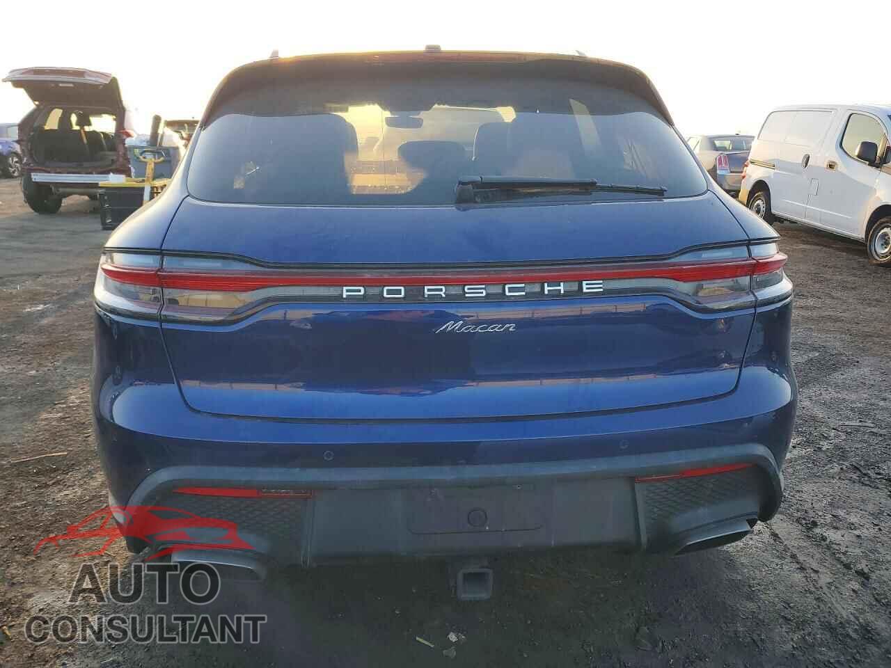 PORSCHE MACAN BASE 2024 - WP1AA2A54RLB10048