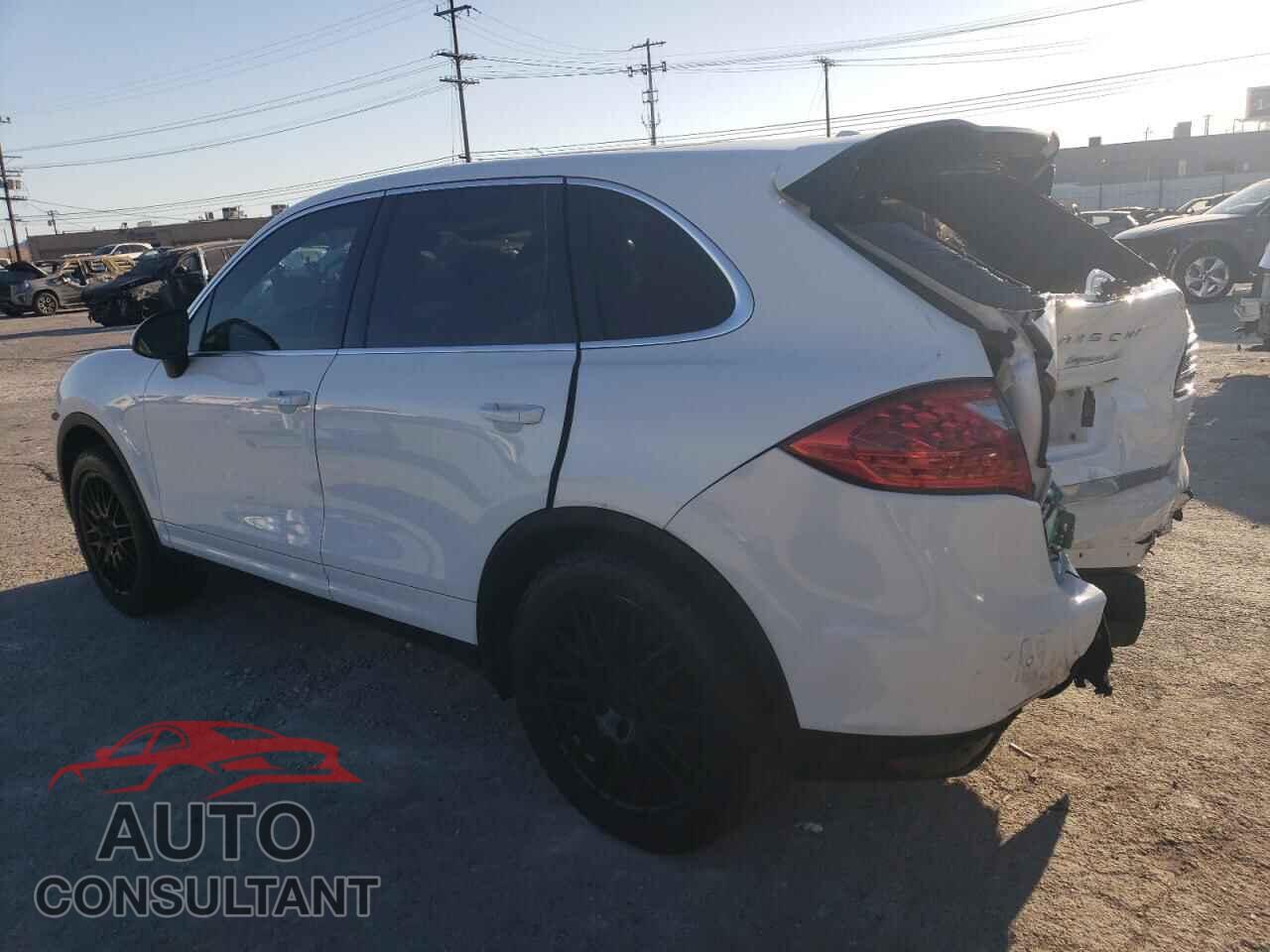PORSCHE CAYENNE 2012 - WP1AA2A28CLA11858