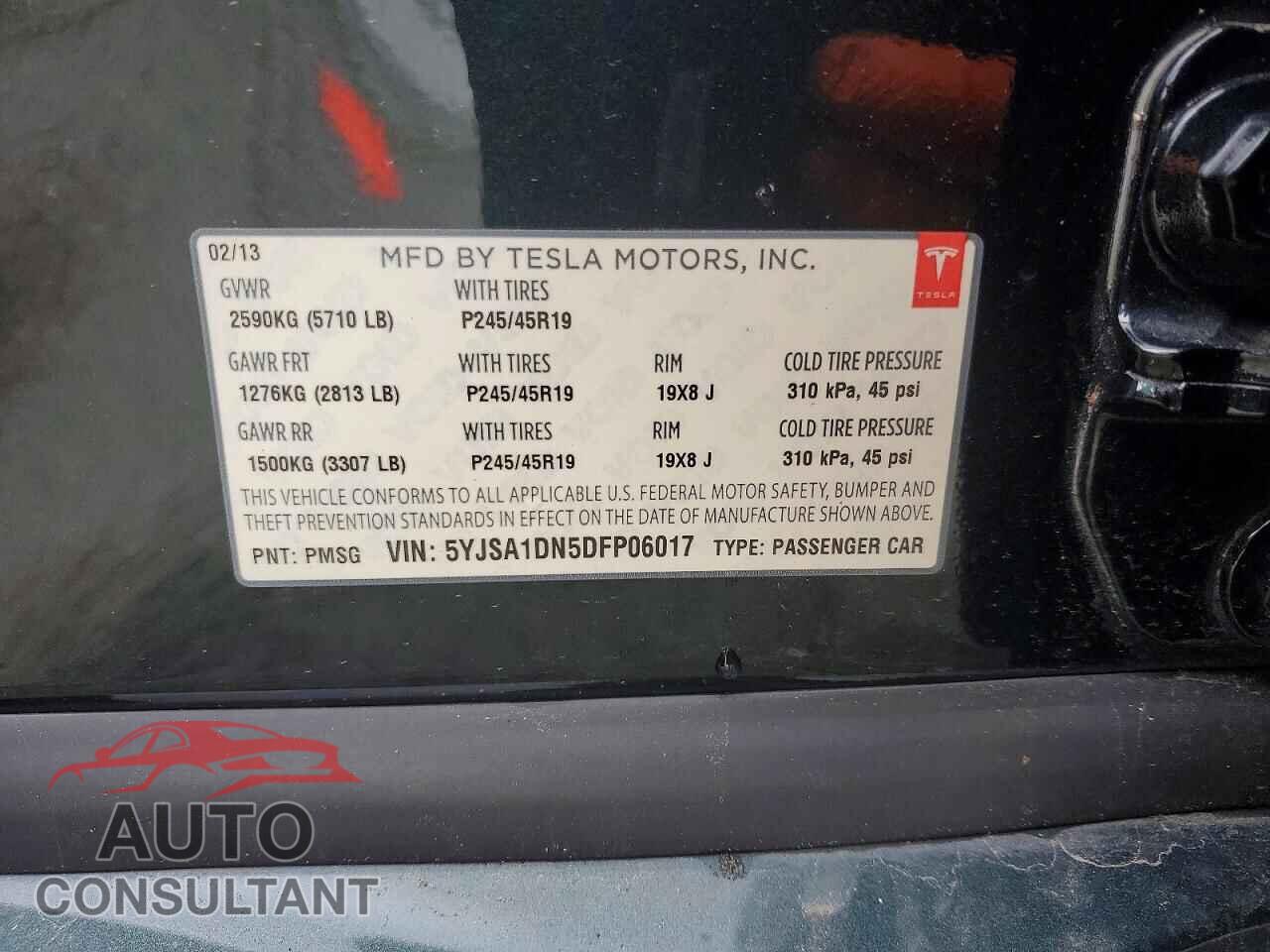 TESLA MODEL S 2013 - 5YJSA1DN5DFP06017