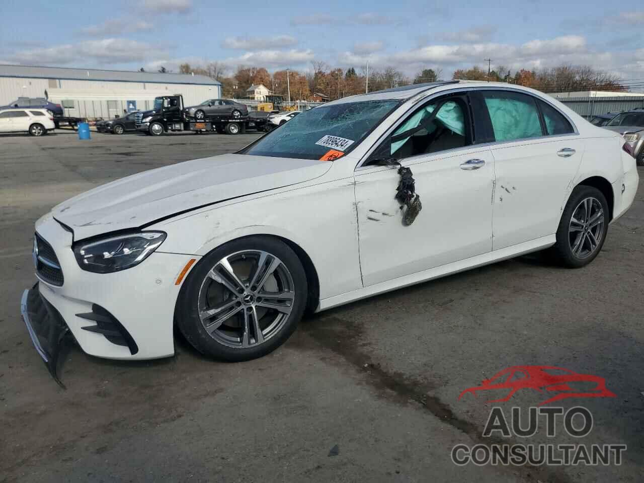 MERCEDES-BENZ E-CLASS 2022 - W1KZF8EB6NB024111