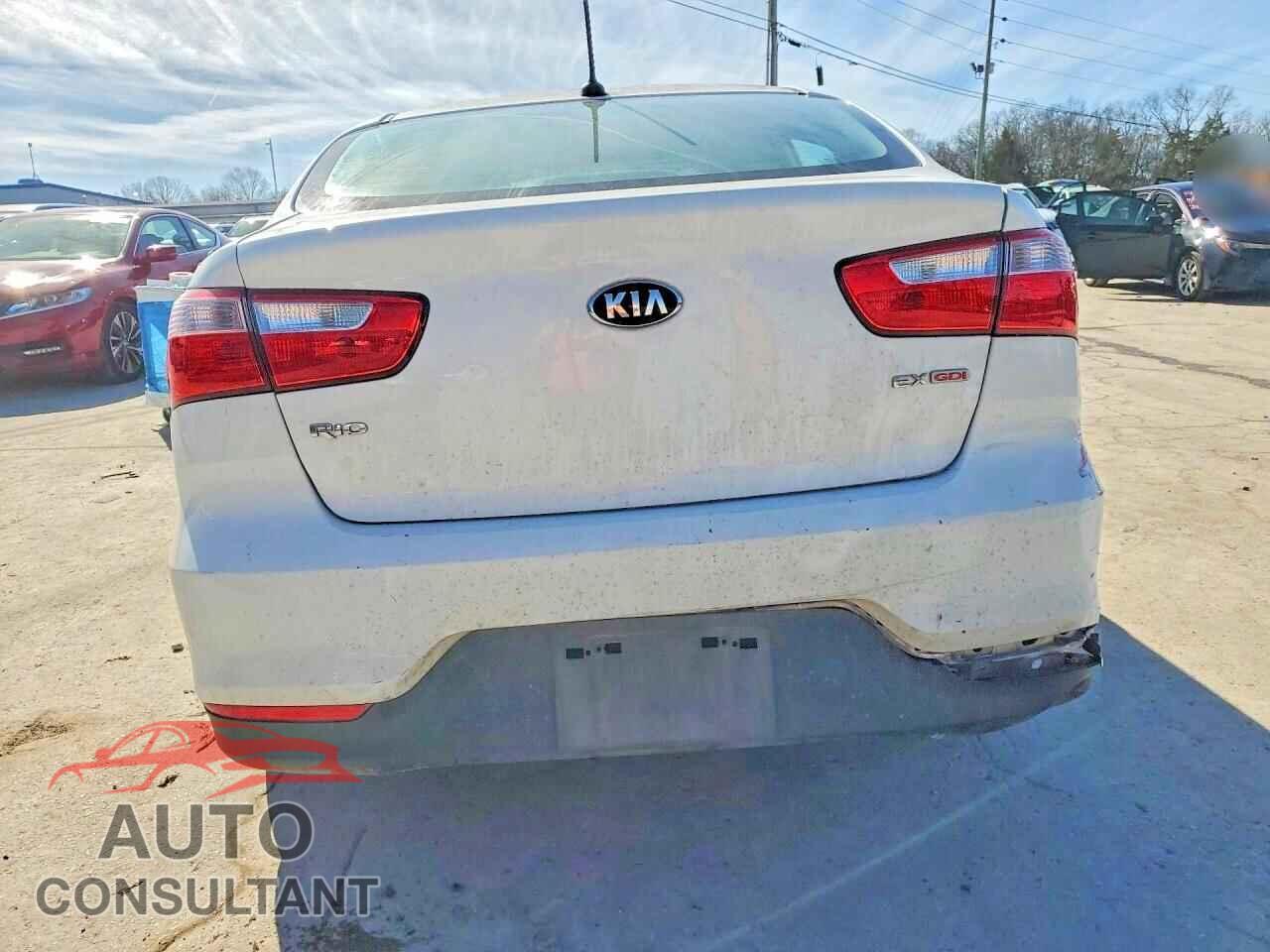 KIA RIO 2017 - KNADN4A31H6007239
