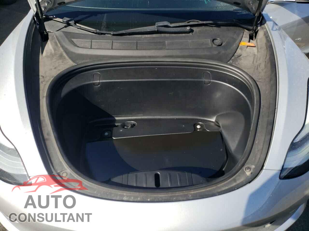 TESLA MODEL 3 2018 - 5YJ3E1EB7JF094170