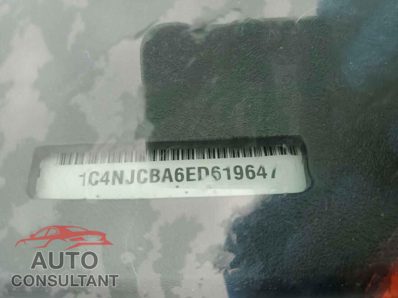 JEEP COMPASS 2014 - 1C4NJCBA6ED619647