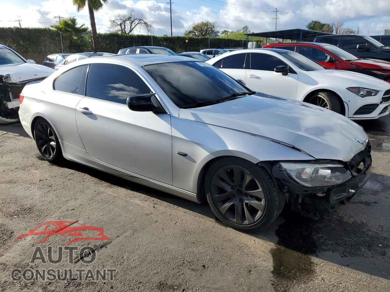 BMW 3 SERIES 2012 - WBAKE5C51CE756438