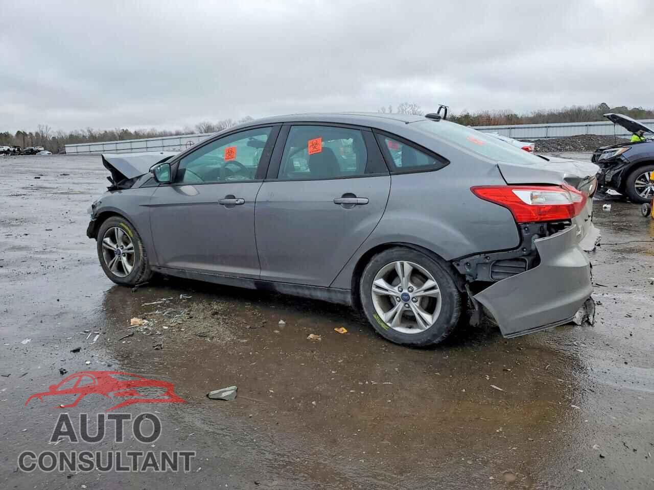 FORD FOCUS 2014 - 1FADP3F26EL173377
